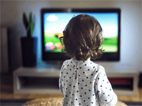 تماشای تلویزیون برای کودکان چقدر باشد؟